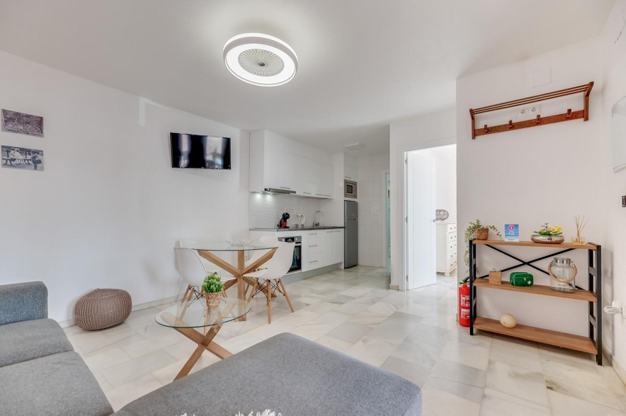 Apartamento Con Amplio Porche Y Bbq بينالماذينا المظهر الخارجي الصورة