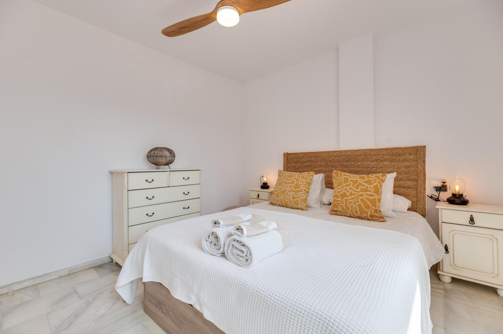 Apartamento Con Amplio Porche Y Bbq بينالماذينا المظهر الخارجي الصورة